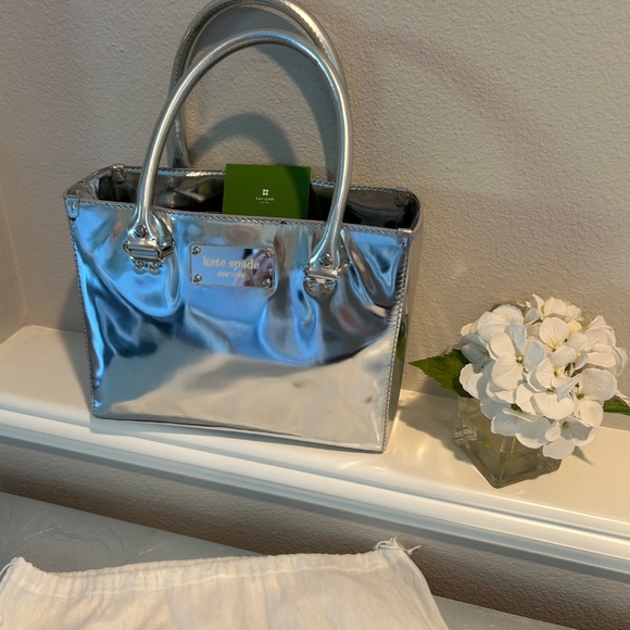 Kate Spade (Limited Edition) Vintage Purse - Picture 10 of 11